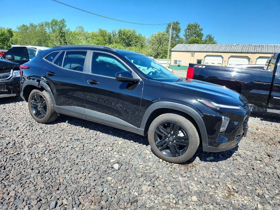 2025 CHEVROLET TRAX ACTIV  