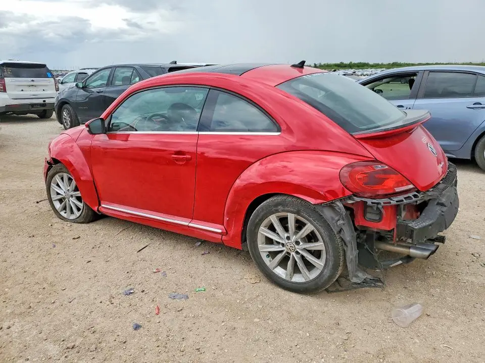 2019 VOLKSWAGEN BEETLE SE  
