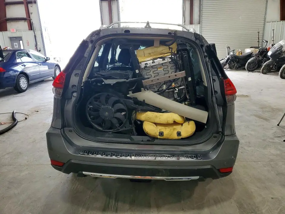 2019 NISSAN ROGUE SL  