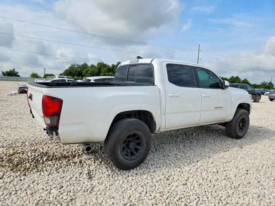 2018 TOYOTA TACOMA SR V6  