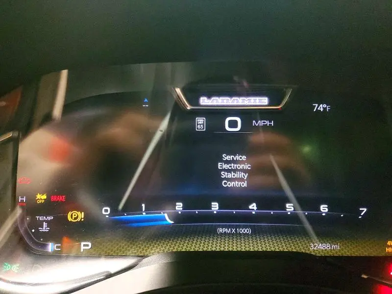 2025 RAM 1500 LARAMIE  