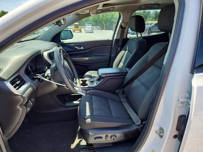2022 GMC ACADIA SLE  