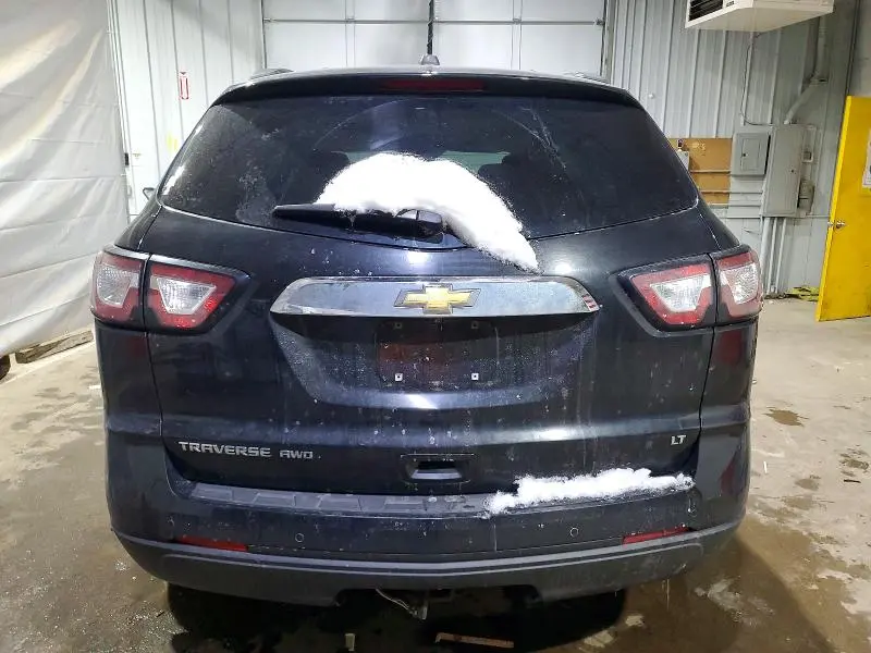 2017 CHEVROLET TRAVERSE LT  