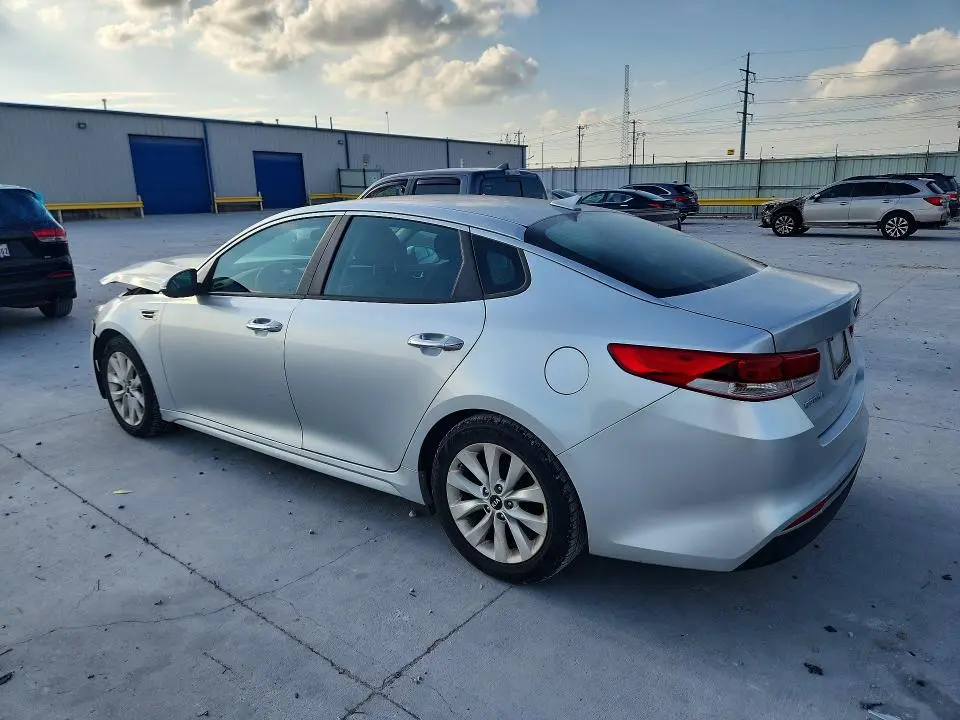 2017 KIA OPTIMA LX  