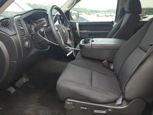 2011 CHEVROLET SILVERADO C1500 LT  