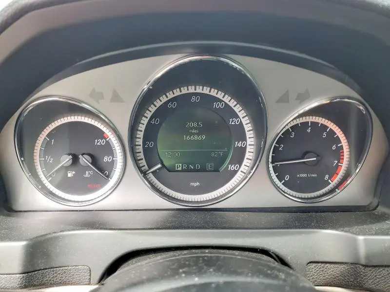 2011 MERCEDES-BENZ C 300  