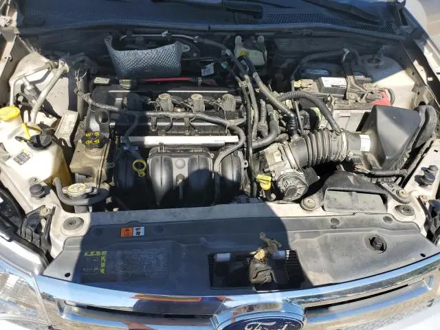 2010 FORD FOCUS SE  