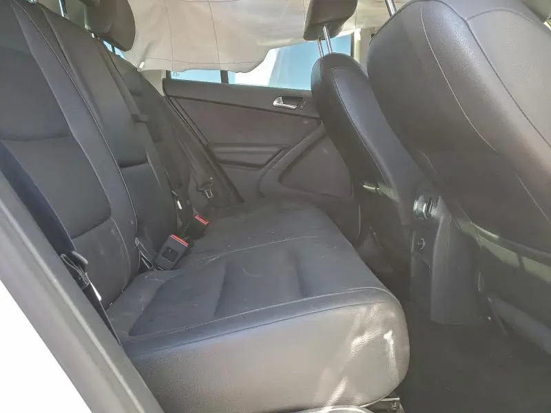 2017 VOLKSWAGEN TIGUAN S  