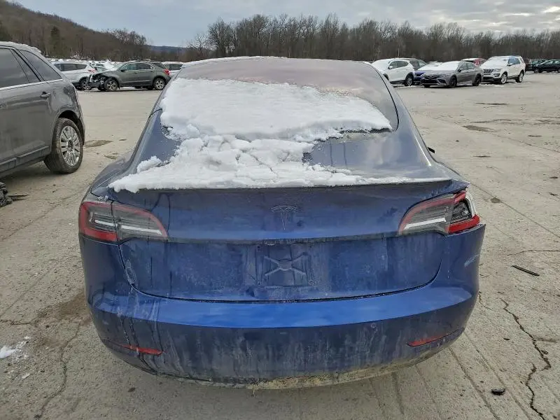 2018 TESLA MODEL 3   