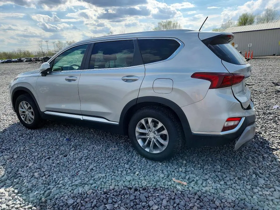 2019 HYUNDAI SANTA FE SE  