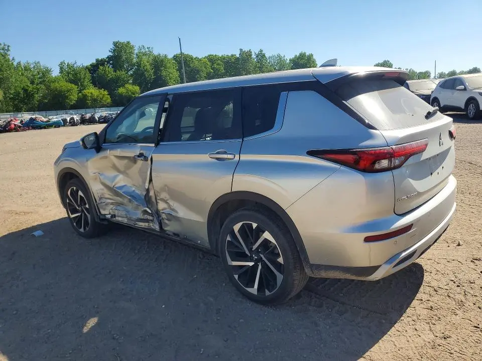 2024 MITSUBISHI OUTLANDER SE  