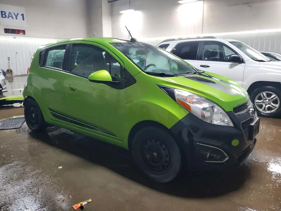 2015 CHEVROLET SPARK 1LT  