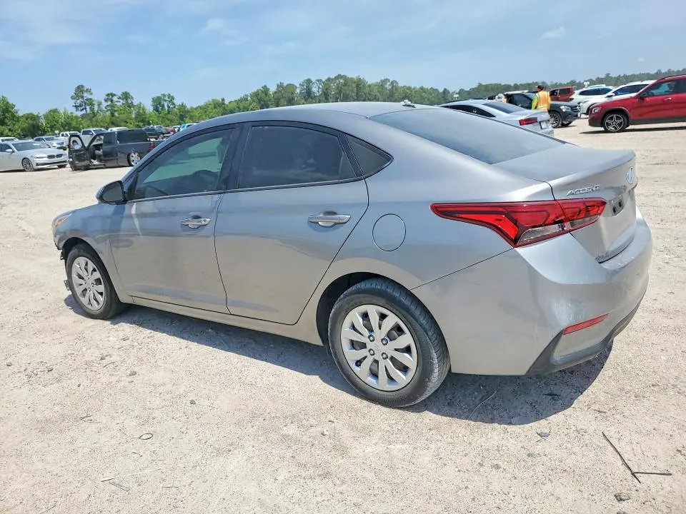 2022 HYUNDAI ACCENT SE  