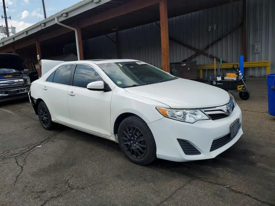 2012 TOYOTA CAMRY LE  