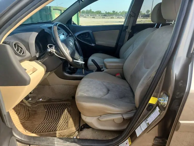 2012 TOYOTA RAV4 BASE  