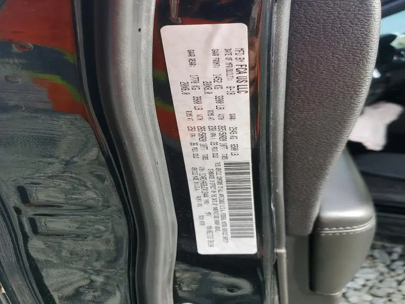 2018 DODGE DURANGO SXT  
