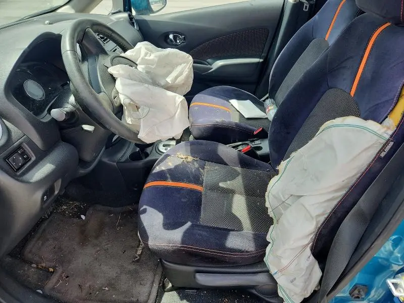 2015 NISSAN VERSA NOTE SR  