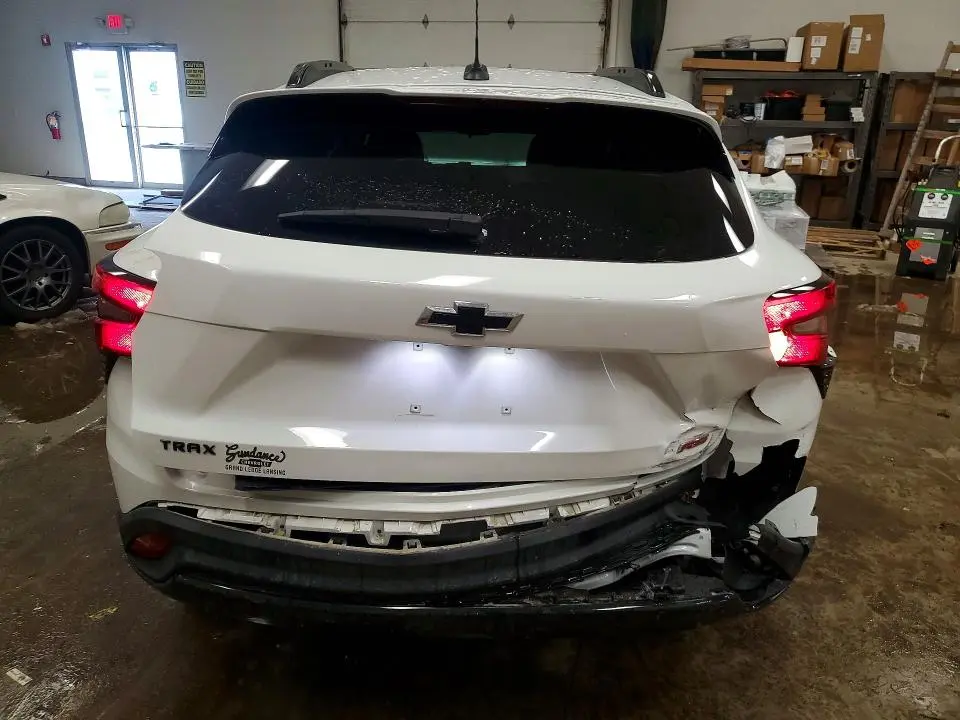 2025 CHEVROLET TRAX 2RS  