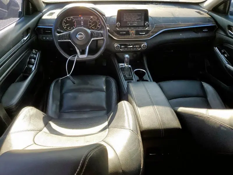 2022 NISSAN ALTIMA SL  