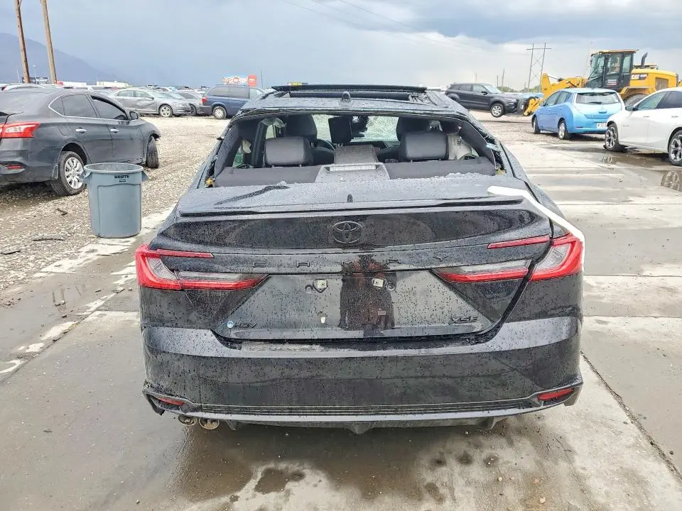 2025 TOYOTA CAMRY XSE  