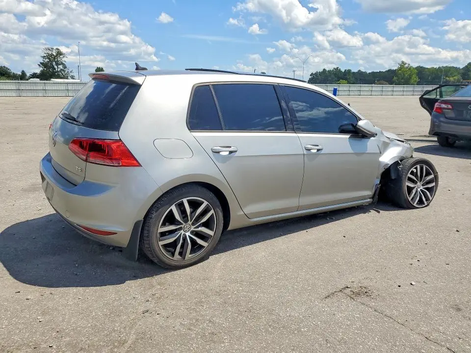 2016 VOLKSWAGEN GOLF S/SE  
