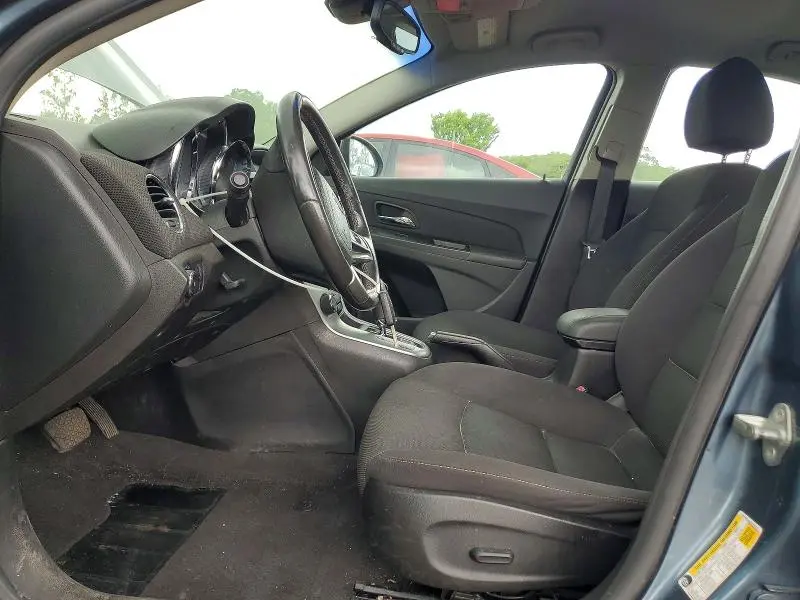 2012 CHEVROLET CRUZE LT  