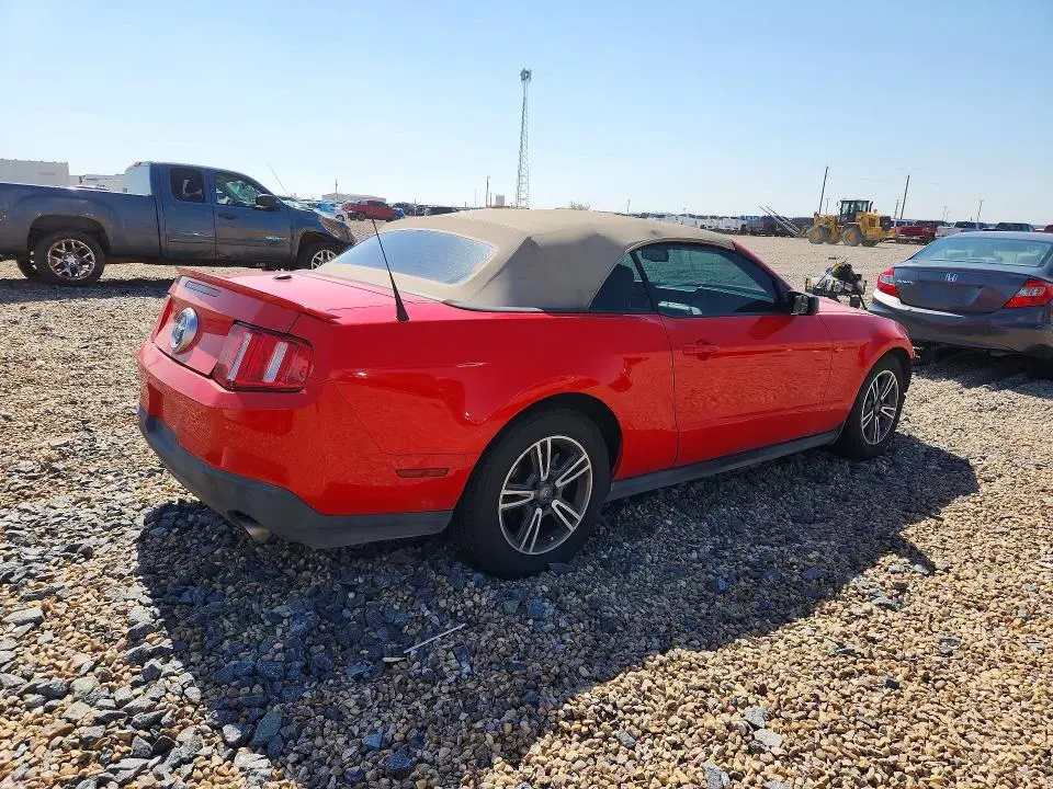 2012 FORD MUSTANG   