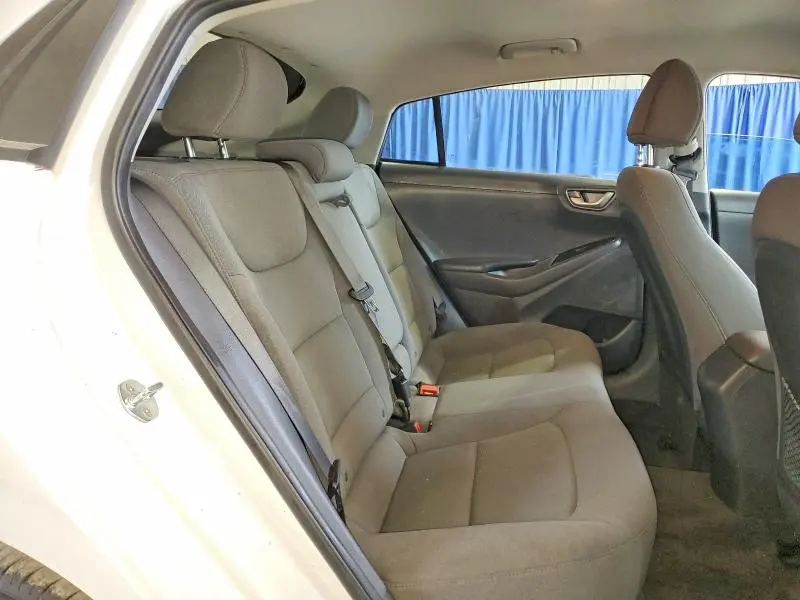 2021 HYUNDAI IONIQ SE  