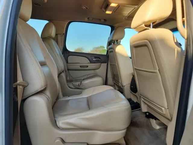 2012 CHEVROLET SUBURBAN K1500 LTZ  