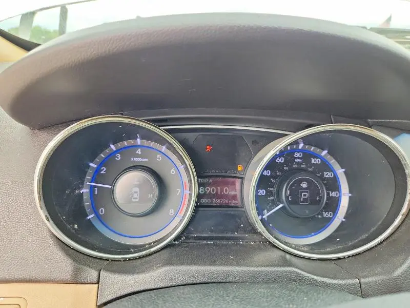 2012 HYUNDAI SONATA GLS  