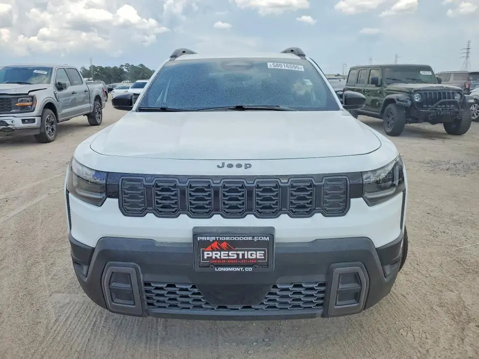 2026 JEEP CHEROKEE LAREDO  