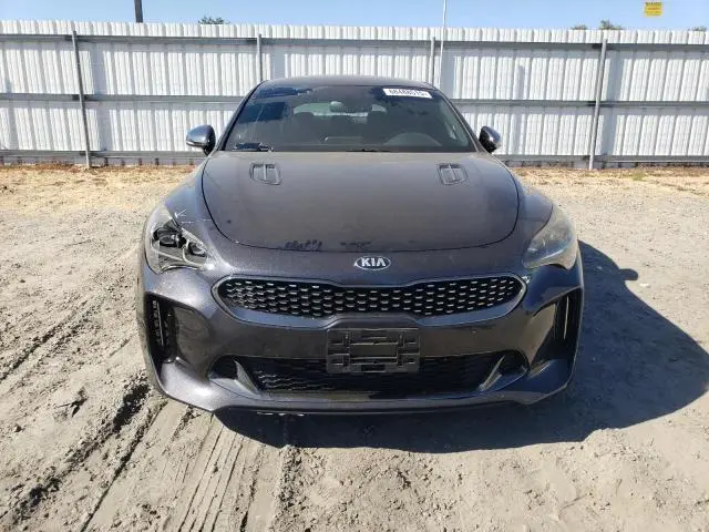 2019 KIA STINGER GT  
