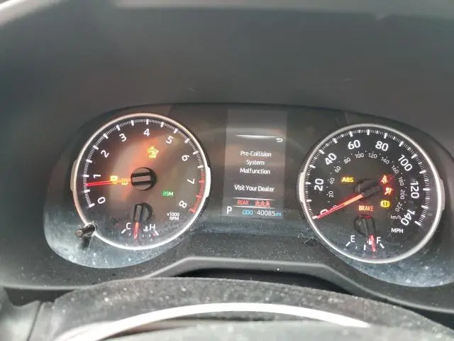 2022 TOYOTA RAV4 XLE