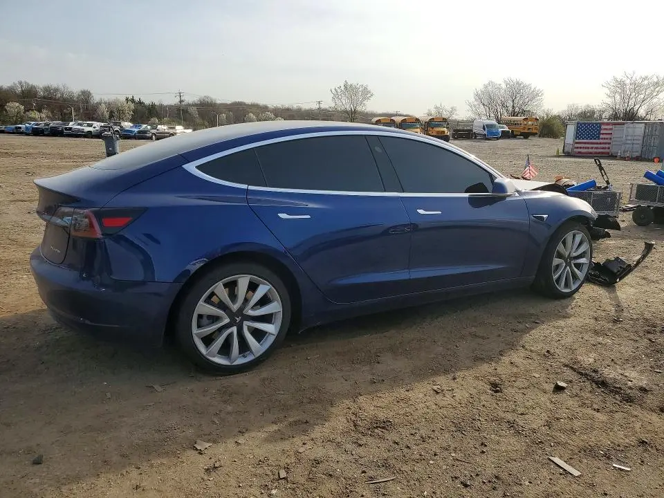 2020 TESLA MODEL 3   