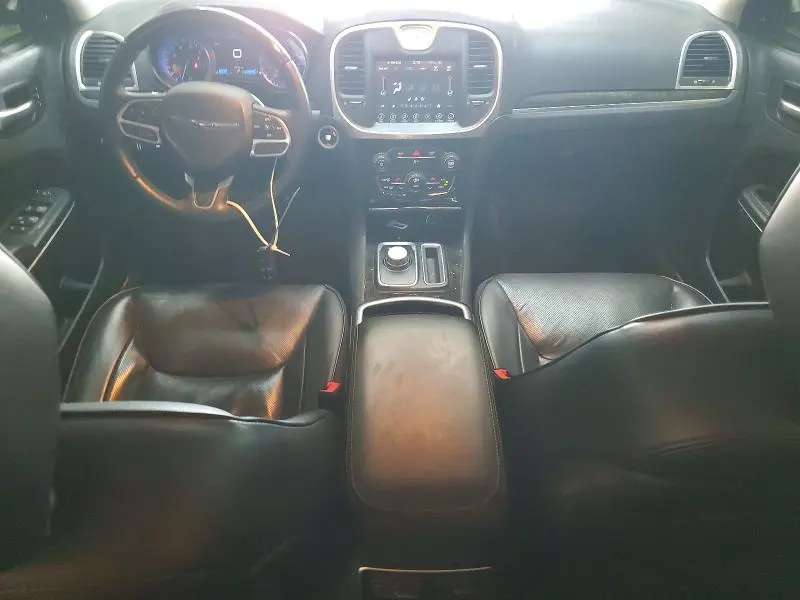 2017 CHRYSLER 300C   