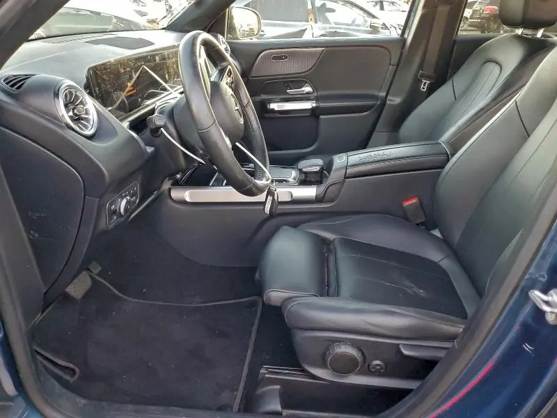 2022 MERCEDES-BENZ GLB 250  