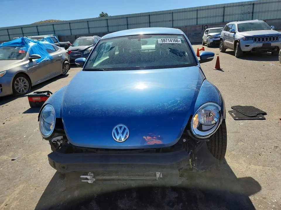 2019 VOLKSWAGEN BEETLE S  