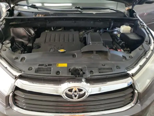 2015 TOYOTA HIGHLANDER LIMITED  