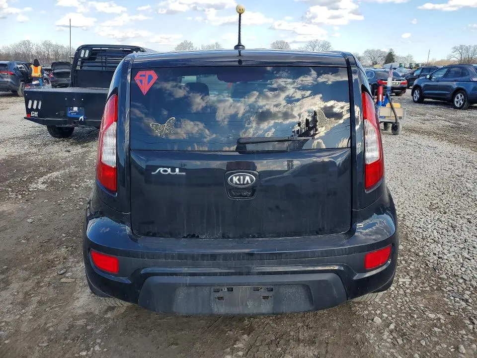 2013 KIA SOUL +  