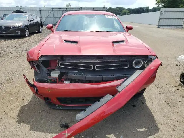 2016 DODGE CHALLENGER SXT  