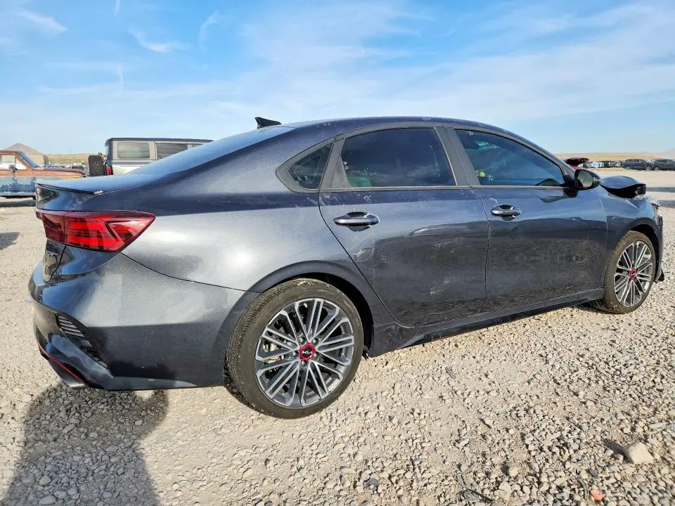 2024 KIA FORTE GT  