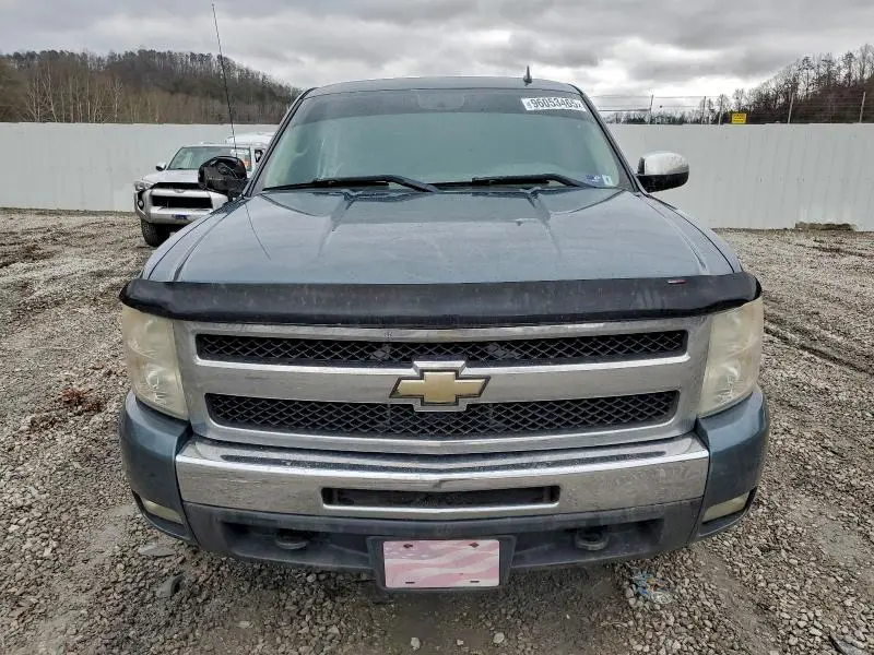 2011 CHEVROLET SILVERADO K1500 LT  