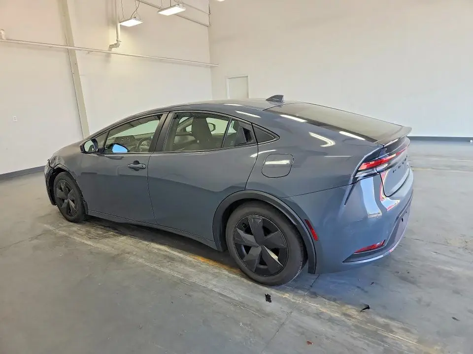 2023 TOYOTA PRIUS LE  