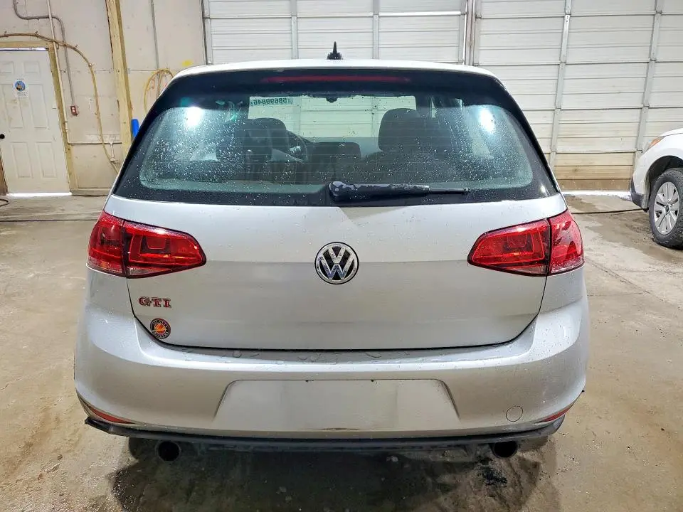 2017 VOLKSWAGEN GTI S/SE  