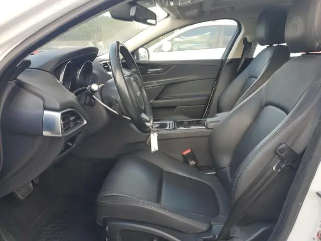 2017 JAGUAR XE PREMIUM  