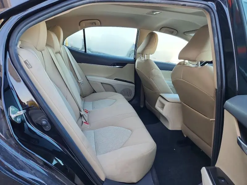 2019 TOYOTA CAMRY LE  