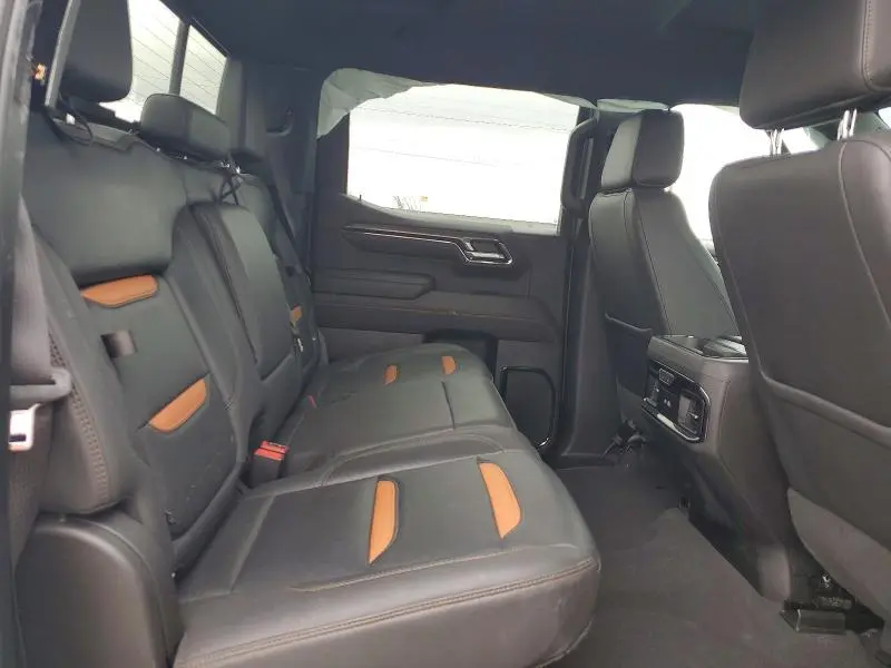 2023 GMC SIERRA   