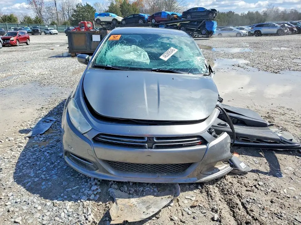2013 DODGE DART SE  