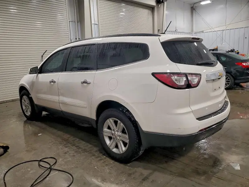 2014 CHEVROLET TRAVERSE LT  