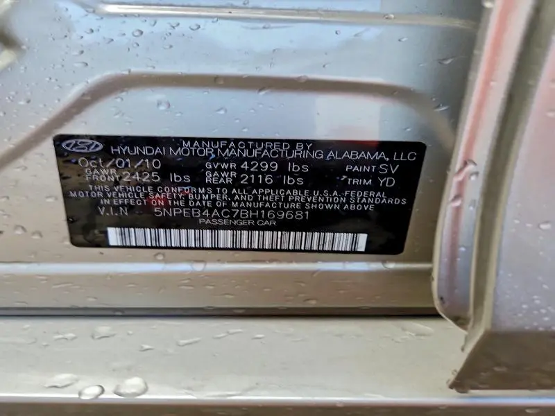 2011 HYUNDAI SONATA GLS  